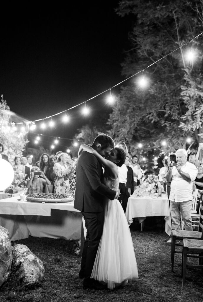 small wedding in tuscany - destination wedding in tuscany - matrimonio intimo in toscana